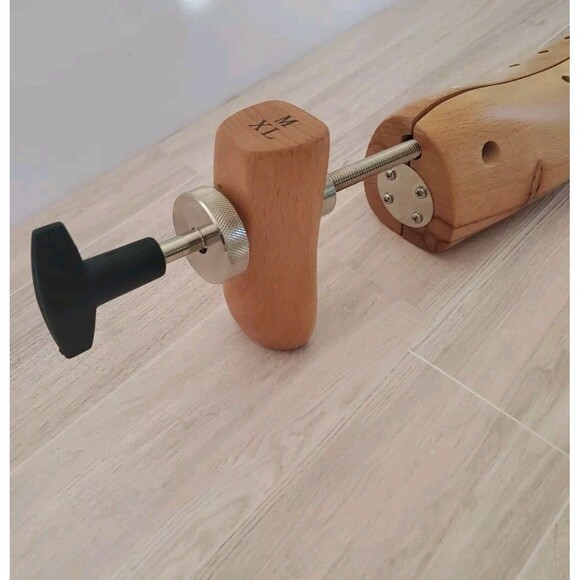 FootFitter Professional Shoe Stretcher Pair Mens M/Xl Plugs For Holes Not Includ - Picture 7 of 13